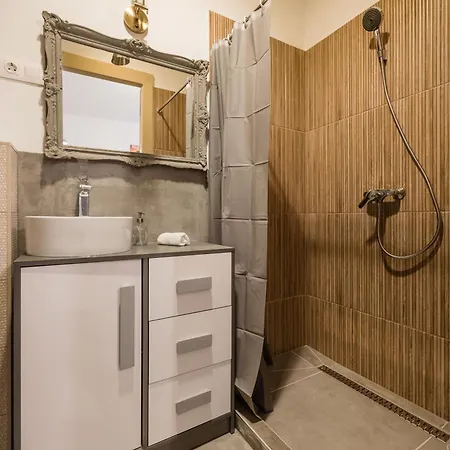 Budapestayz - Baross Apartamento