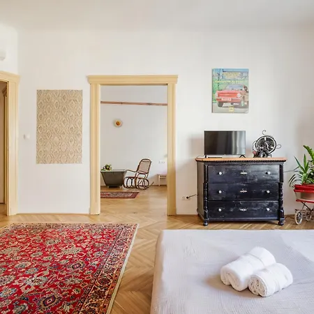 Budapestayz - Baross Budapeszt