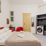 Budapestayz - Baross *